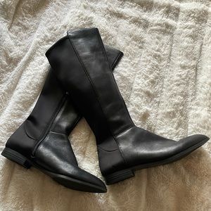 Black Nine West boots size 10 women’s